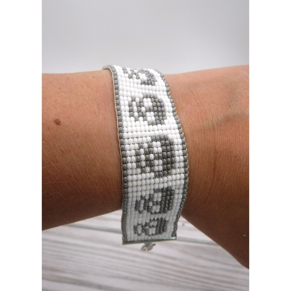 Loom Beaded Bracelet Skulls